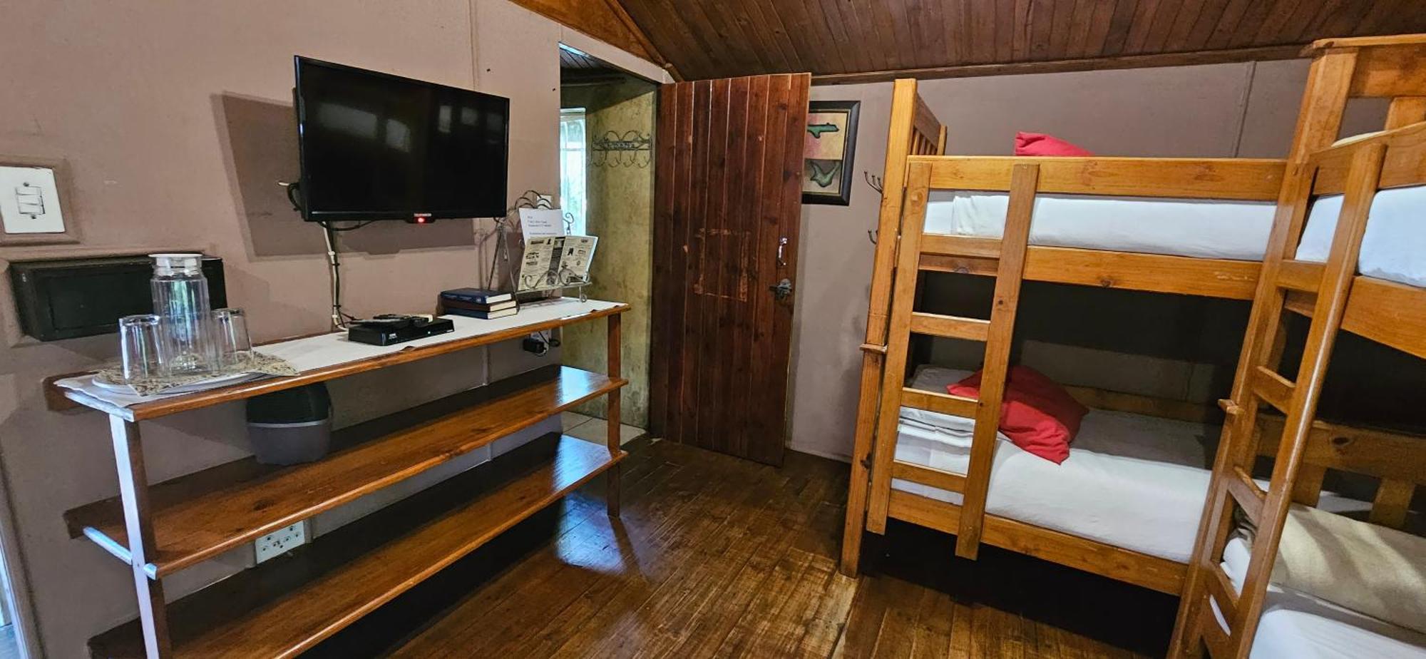 נלספרויט Old Vic Travellers Inn Nelspruit מראה חיצוני תמונה