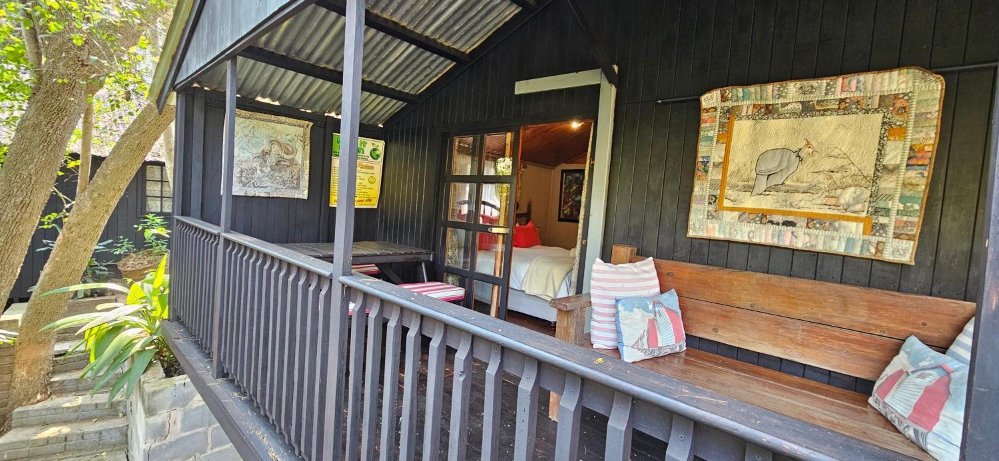 נלספרויט Old Vic Travellers Inn Nelspruit מראה חיצוני תמונה
