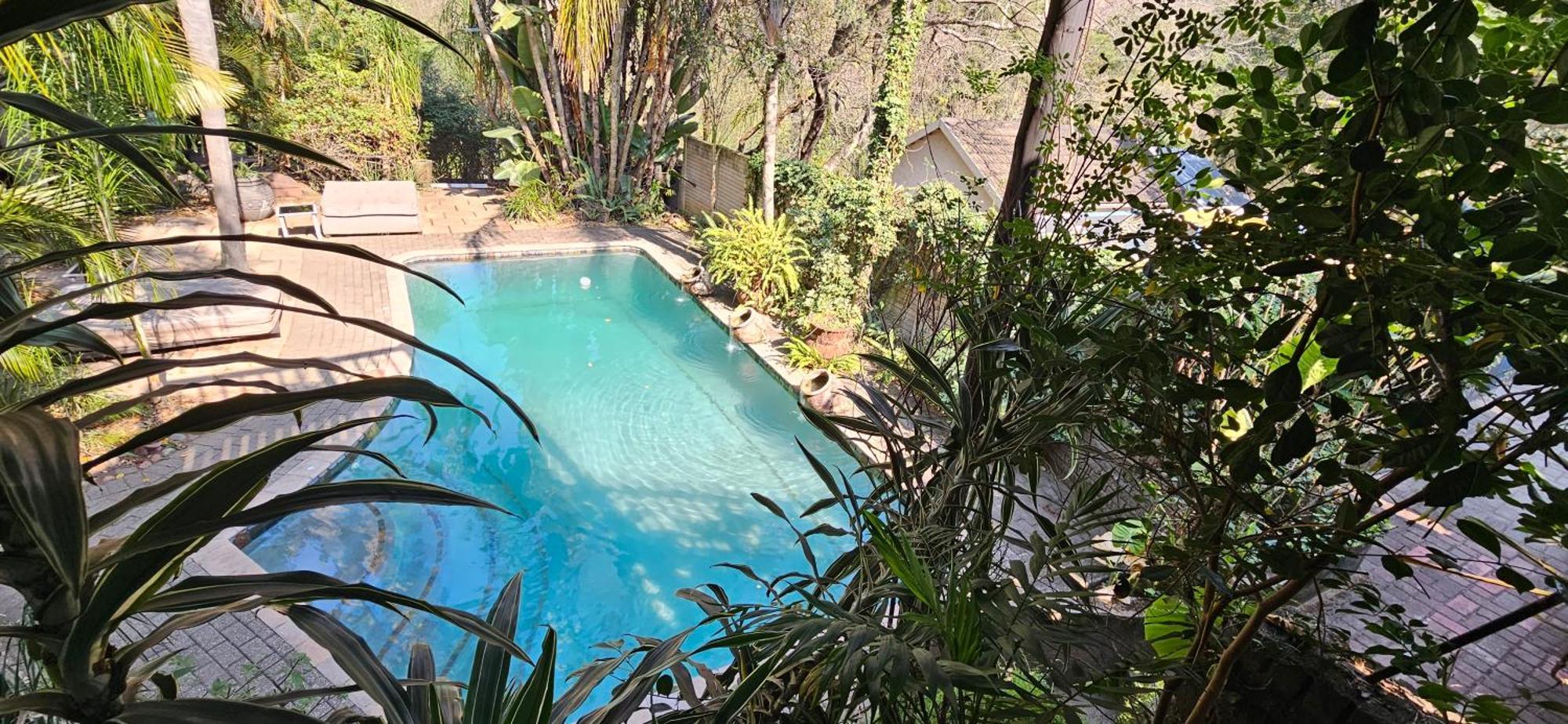 נלספרויט Old Vic Travellers Inn Nelspruit מראה חיצוני תמונה