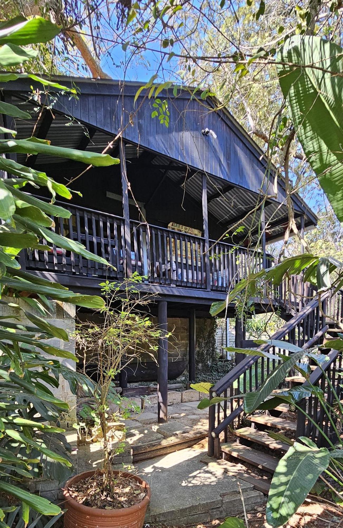 נלספרויט Old Vic Travellers Inn Nelspruit מראה חיצוני תמונה