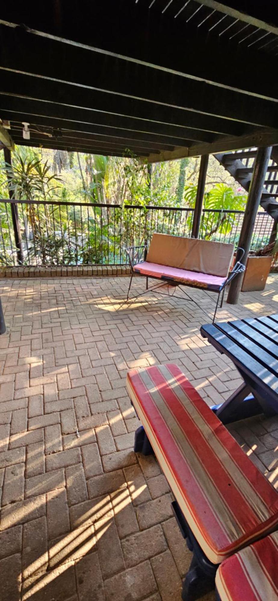 נלספרויט Old Vic Travellers Inn Nelspruit מראה חיצוני תמונה