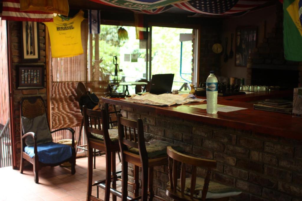 נלספרויט Old Vic Travellers Inn Nelspruit מראה חיצוני תמונה